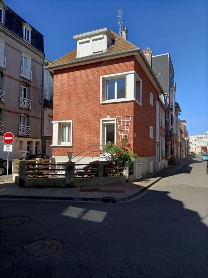 Appart En 1Er Etage A 120M De La Mer Le Tréport Екстериор снимка